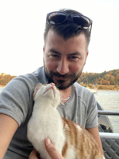  ,   Caglar, 40 ,   ,   