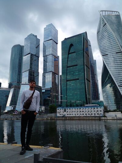  ,   Bek, 28 ,   ,   