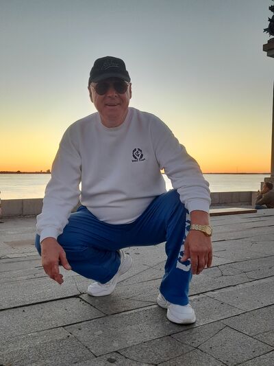  ,   Vyacheslav, 49 ,   ,   , c 