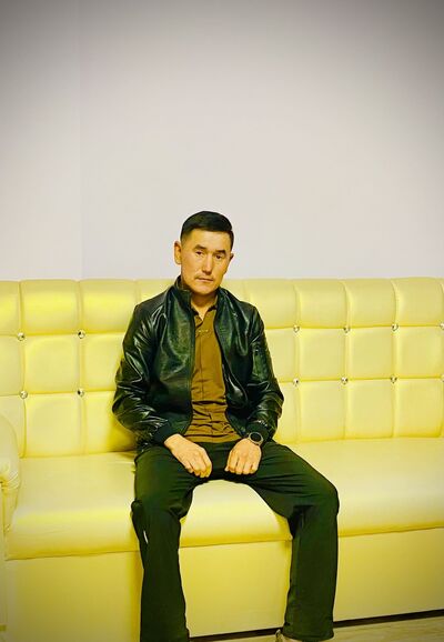 ,   Ruslan, 36 ,   ,   