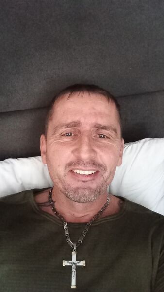 ,   Martin, 47 ,   ,   , c 