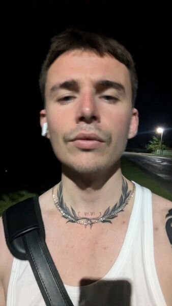  ,   Lip, 25 ,   ,   , c , 