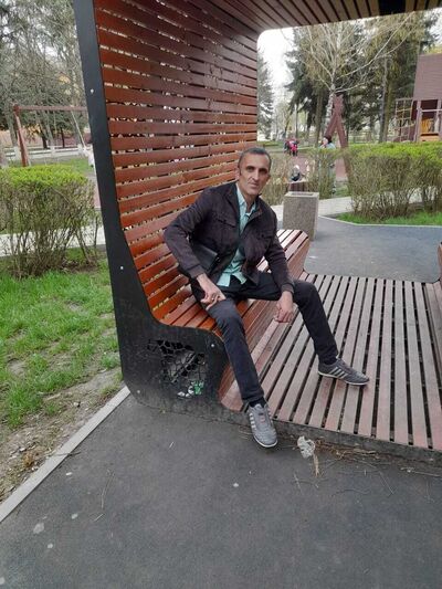  ,   Adil, 44 ,   ,   