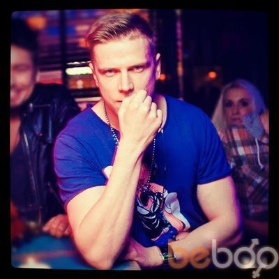  ,   Bobby, 41 ,   ,   , c 