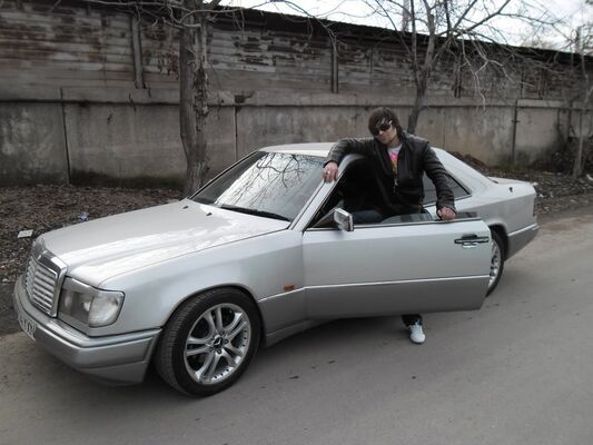  ,   Valet, 42 ,   