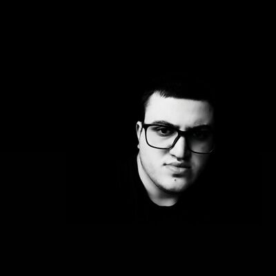  ,   Ali, 25 ,     