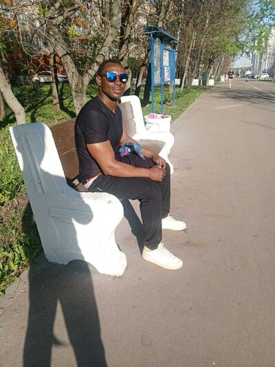  ,   Gabin, 40 ,   ,   