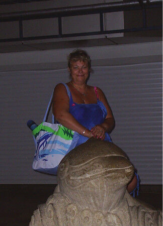  ,   Lana, 52 ,   ,   , c 