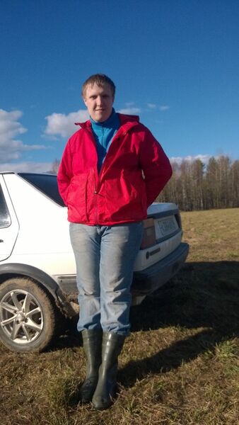  ,   Kirill, 32 ,   
