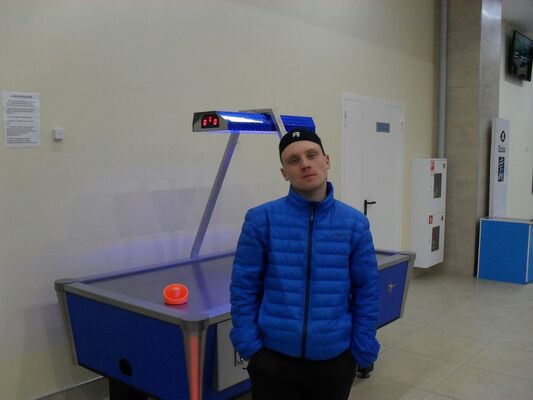  ,   Evgen, 32 ,   