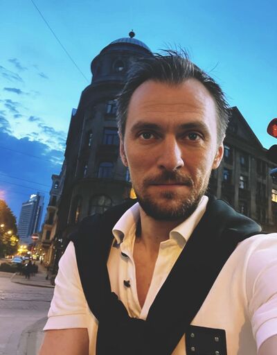  ,   Vladimir, 40 ,   ,   