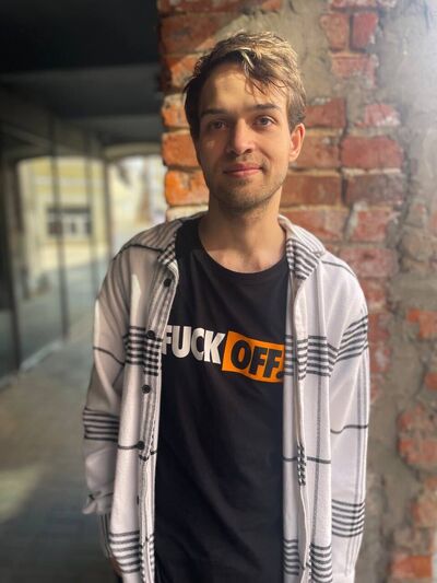  ,   Sergej, 28 ,   c , 