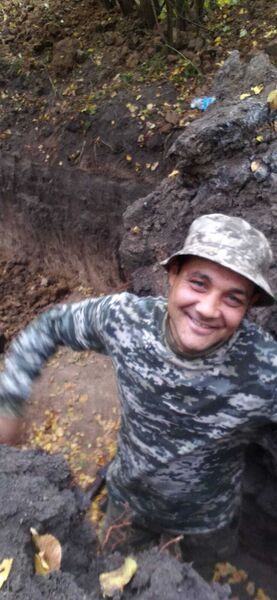  ,   Kiril, 37 ,   ,   , c 