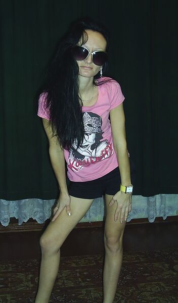 ,   Lilu, 36 ,   ,   , c 