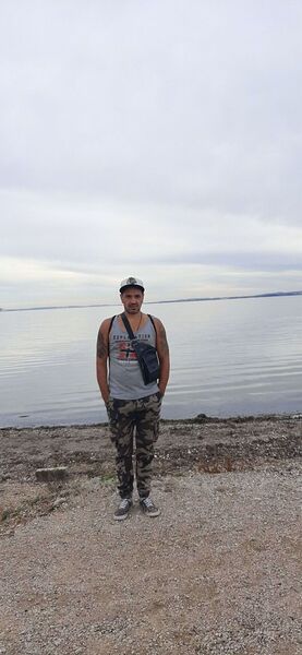  ,   David, 44 ,   ,   