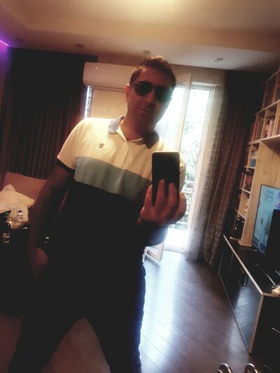  ,   Tom, 36 ,   