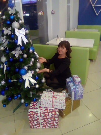  ,   Lara, 44 ,     , c 