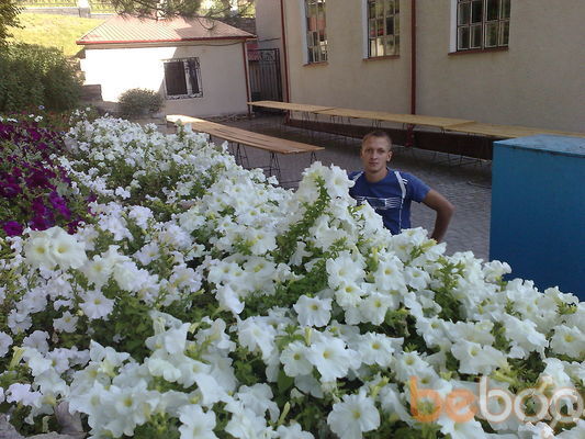  ,   Sasha, 37 ,   