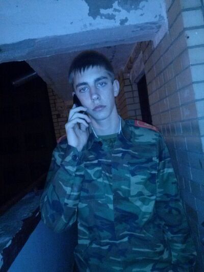  ,   Sasha, 30 ,   