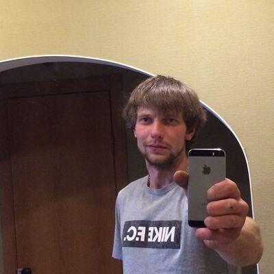  ,   Nik, 37 ,   