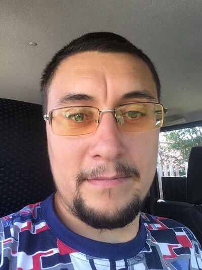  ,   Ivan, 38 ,  