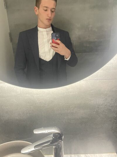  ,   David, 18 ,   ,   