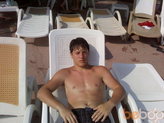  ,   Ferid, 32 ,   
