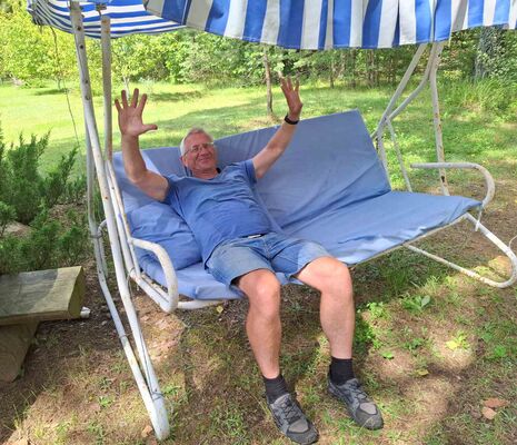  ,   Nvin, 63 ,     , c 