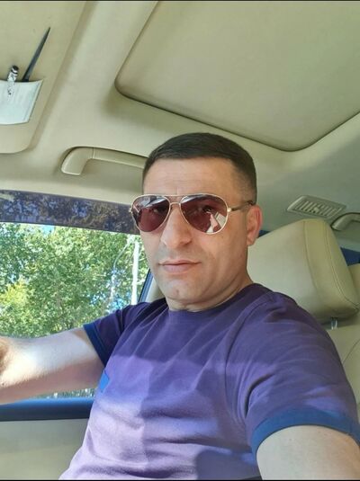  -,   Djon, 40 ,  