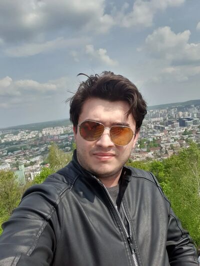  ,   Farid, 32 ,   ,   