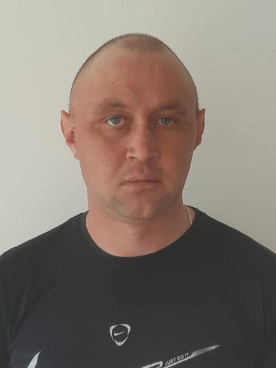  ,   Sergey, 38 ,  