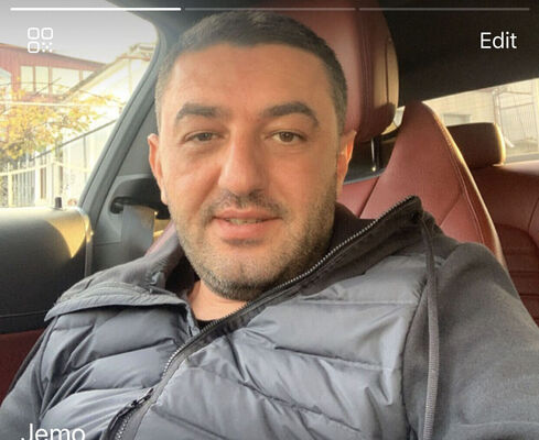  ,   Jemo, 40 ,   ,   