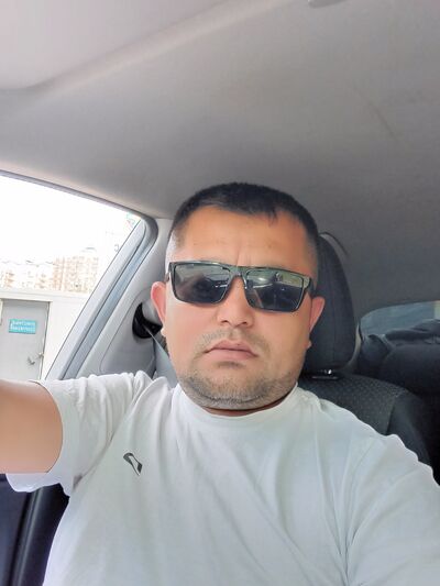  ,   Artur, 34 ,   ,   