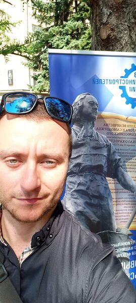 ,   Konstantin, 33 ,   ,   , c 