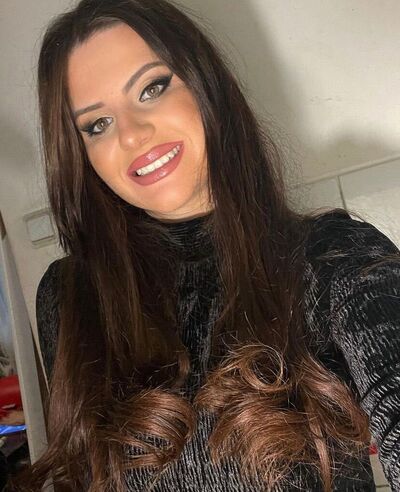  An Cabhan,   Emma, 41 ,   ,   
