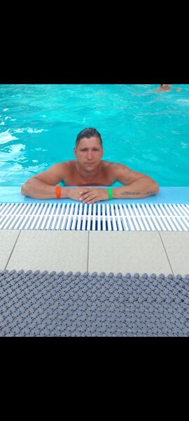   ,   Vladimir, 39 ,   c 