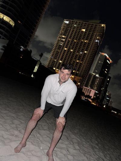  deleted,   Hugo, 25 ,   ,   