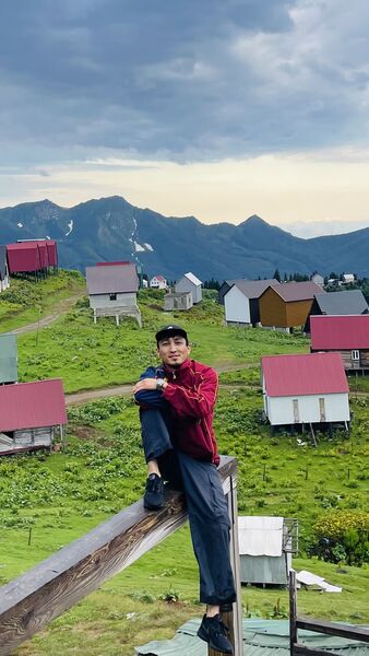  ,   Aslanbek, 30 ,   ,   