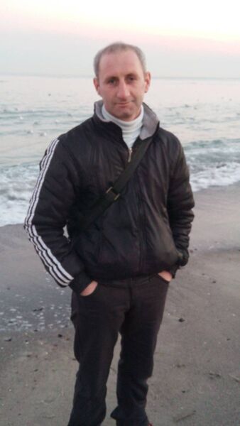  ,   Yra, 44 ,   ,   , c , 