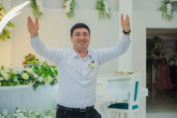  ,   Alik, 30 ,   ,   