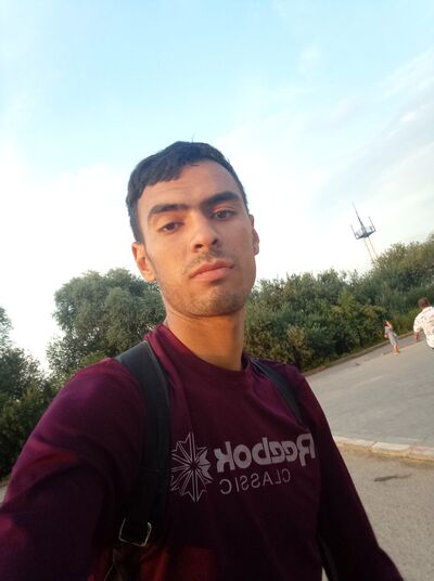  ,   Diyor, 24 ,   ,   