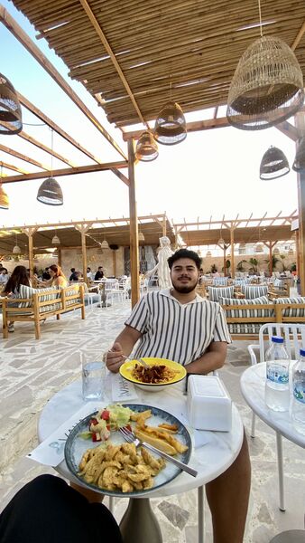  ,   Ahmet, 18 ,   ,   