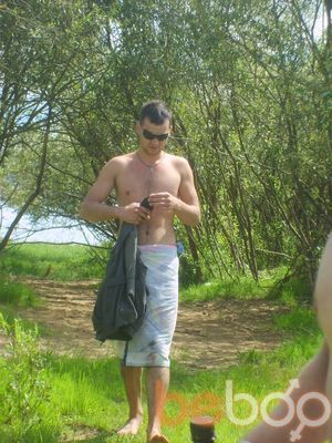  ,   Alex, 35 ,   
