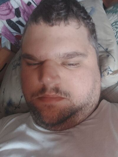  ,   Angel, 33 ,   c 