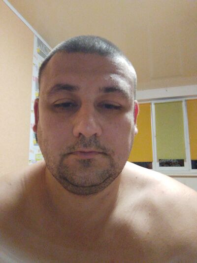  ,   Denis, 43 ,   ,   