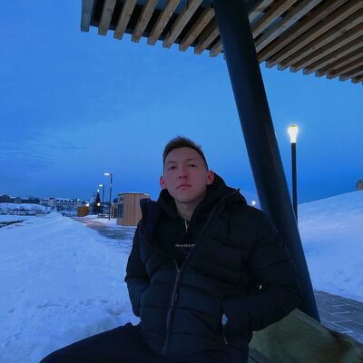  ,   Kirill, 25 ,  