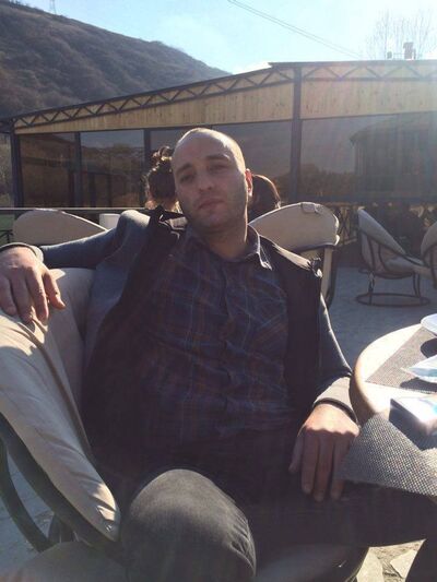  ,   Davit, 39 ,   ,   , c 