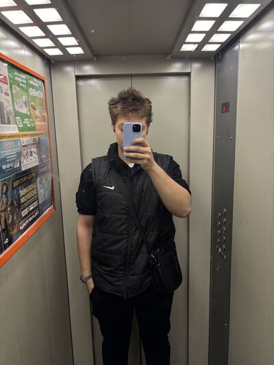  Goddard,   , 18 ,   ,   