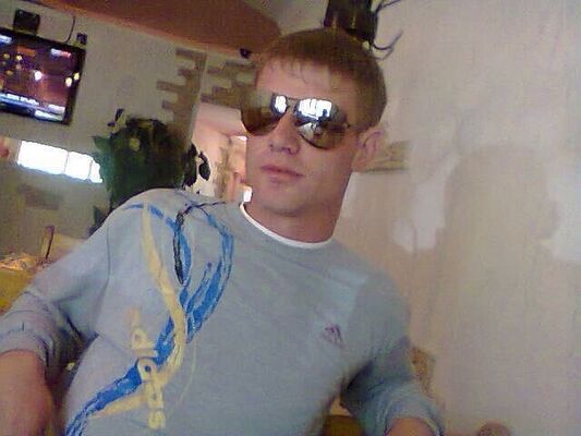  ,   Sergei, 33 ,   ,   , c , 