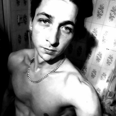 ,   Nikolaj, 31 ,   ,   , c , 